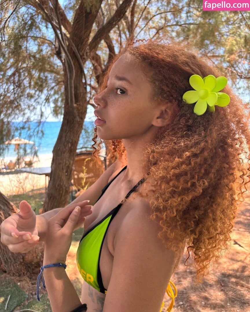 Chevelly / Vellyyx / rosechevelle Onlyfans Photo Gallery 