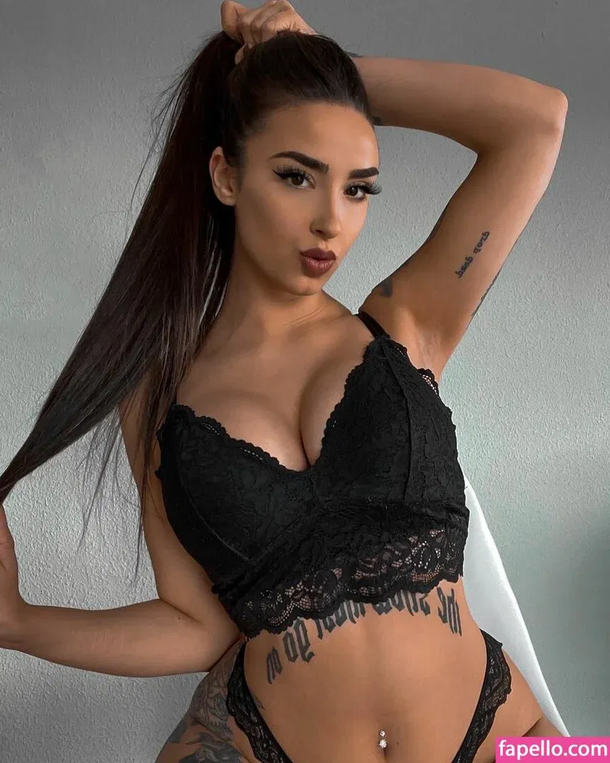 Sophieicardo Onlyfans Photo Gallery 