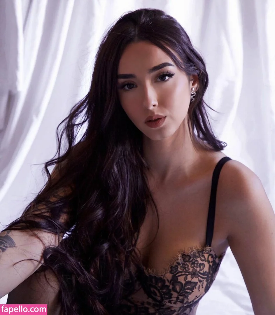 Sophieicardo Onlyfans Photo Gallery 