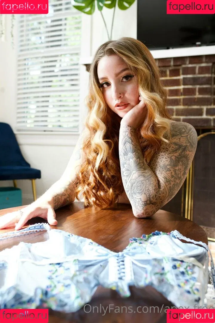Apex_Suicide / Sasha Alexandria / sasha_alexandria23 Onlyfans Photo Gallery 