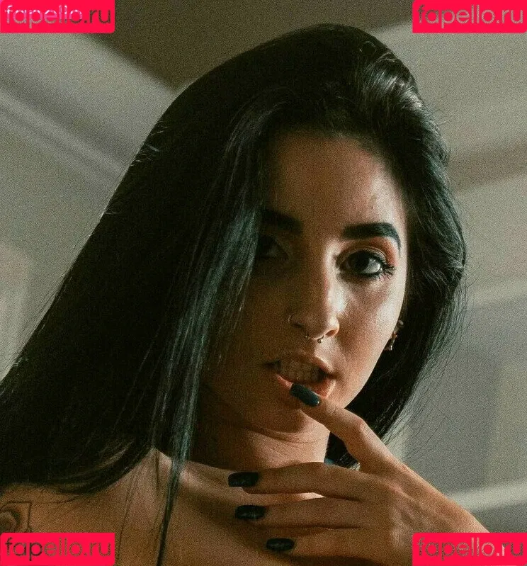 Apex_Suicide / Sasha Alexandria / sasha_alexandria23 Onlyfans Photo Gallery 