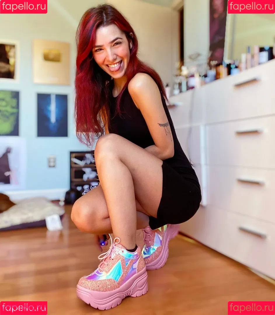 ASMR Glow / Sharon Dubois / asmr_glow / asmrglow / asmrglow_ Onlyfans Photo Gallery 