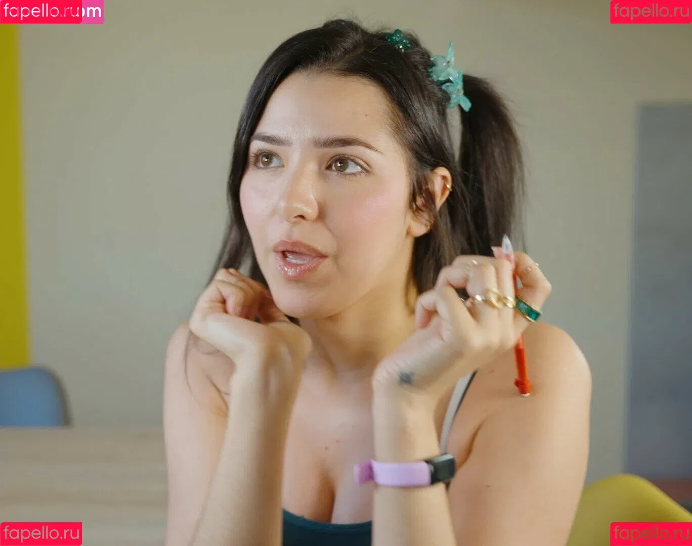 ASMR Glow / Sharon Dubois / asmr_glow / asmrglow / asmrglow_ Onlyfans Photo Gallery 