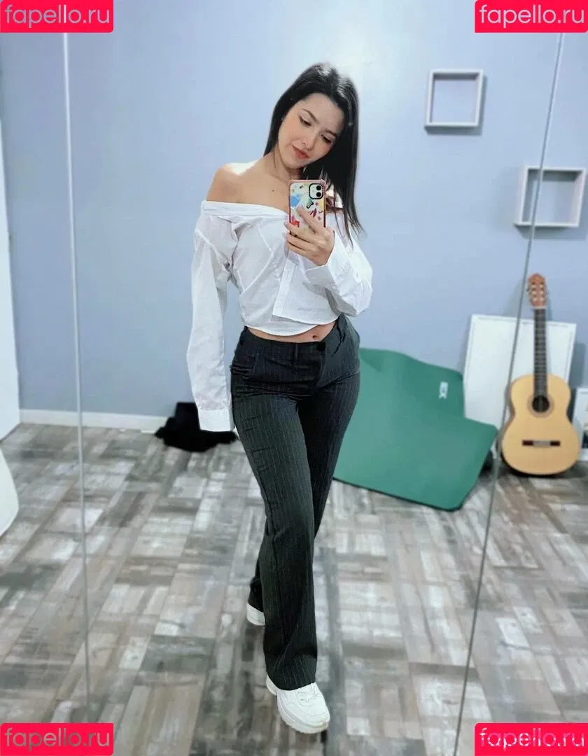 ASMR Glow / Sharon Dubois / asmr_glow / asmrglow / asmrglow_ Onlyfans Photo Gallery 