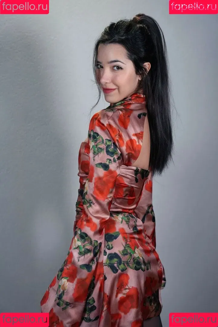 ASMR Glow / Sharon Dubois / asmr_glow / asmrglow / asmrglow_ Onlyfans Photo Gallery 