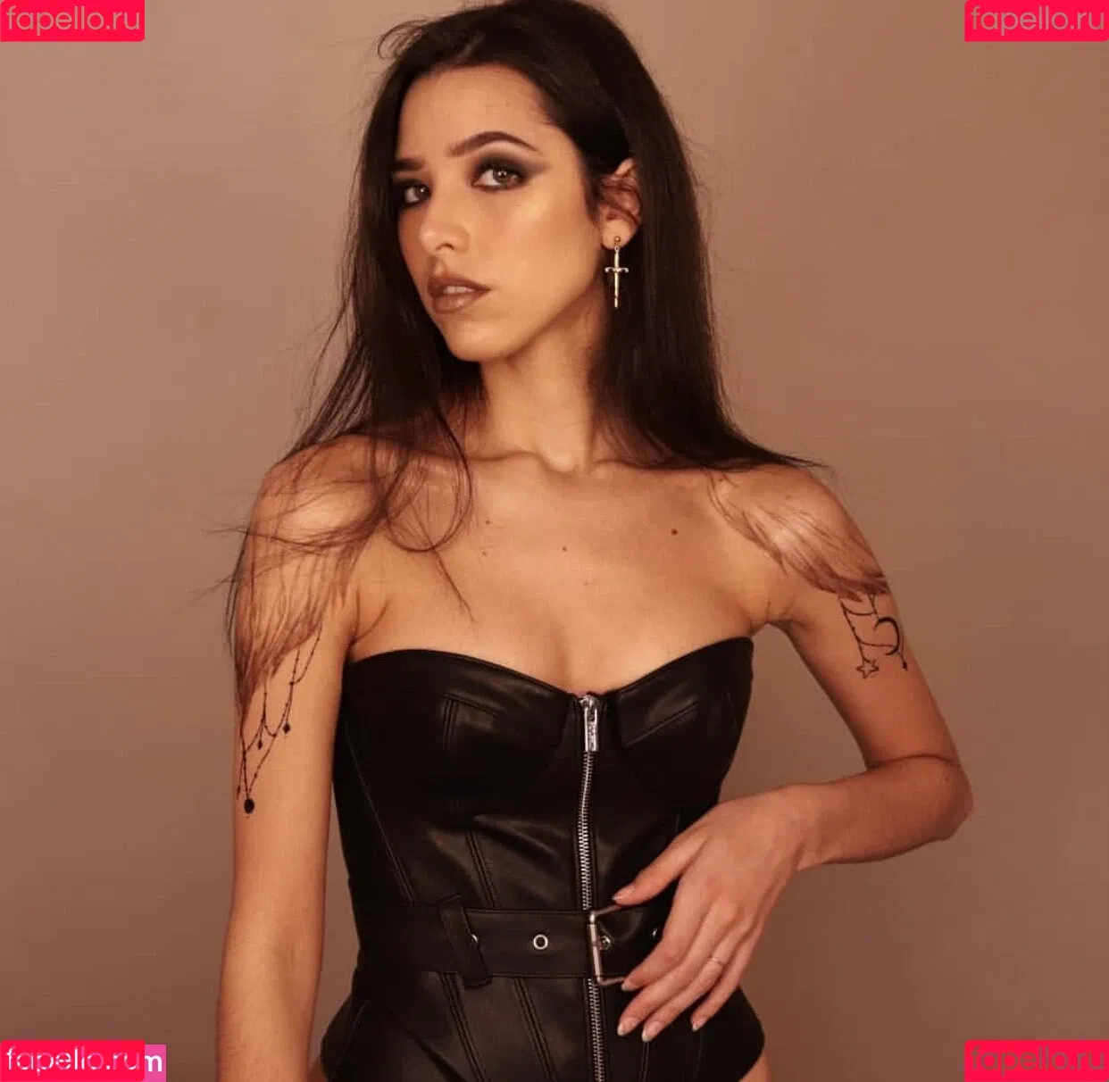 ASMR Glow / Sharon Dubois / asmr_glow / asmrglow / asmrglow_ Onlyfans Photo Gallery 