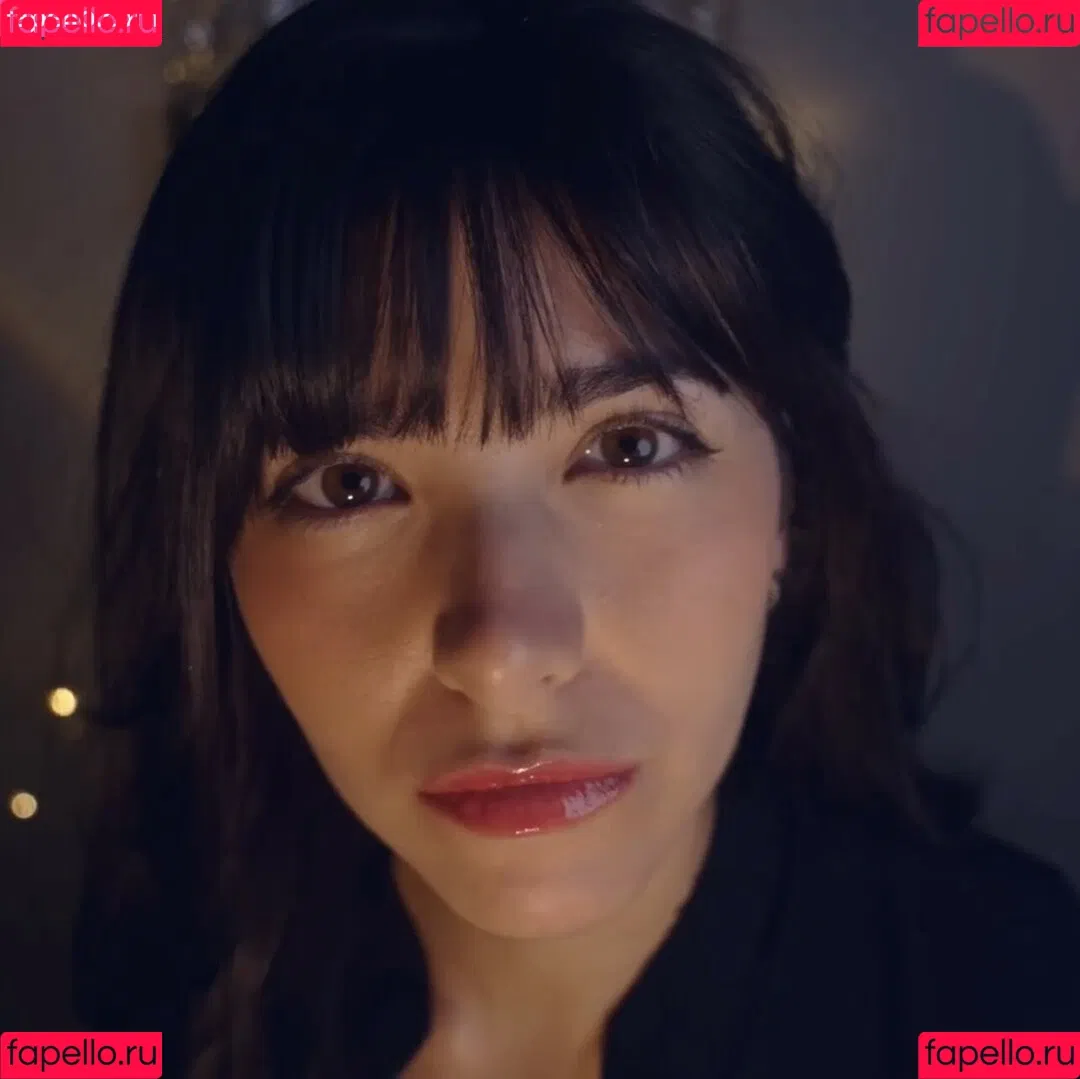ASMR Glow / Sharon Dubois / asmr_glow / asmrglow / asmrglow_ Onlyfans Photo Gallery 