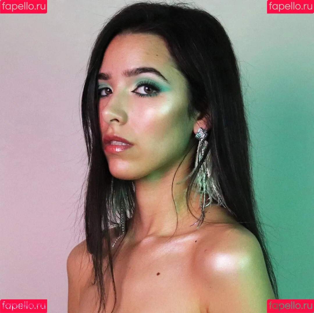 ASMR Glow / Sharon Dubois / asmr_glow / asmrglow / asmrglow_ Onlyfans Photo Gallery 