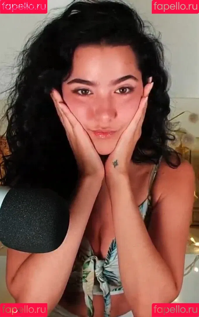 ASMR Glow / Sharon Dubois / asmr_glow / asmrglow / asmrglow_ Onlyfans Photo Gallery 