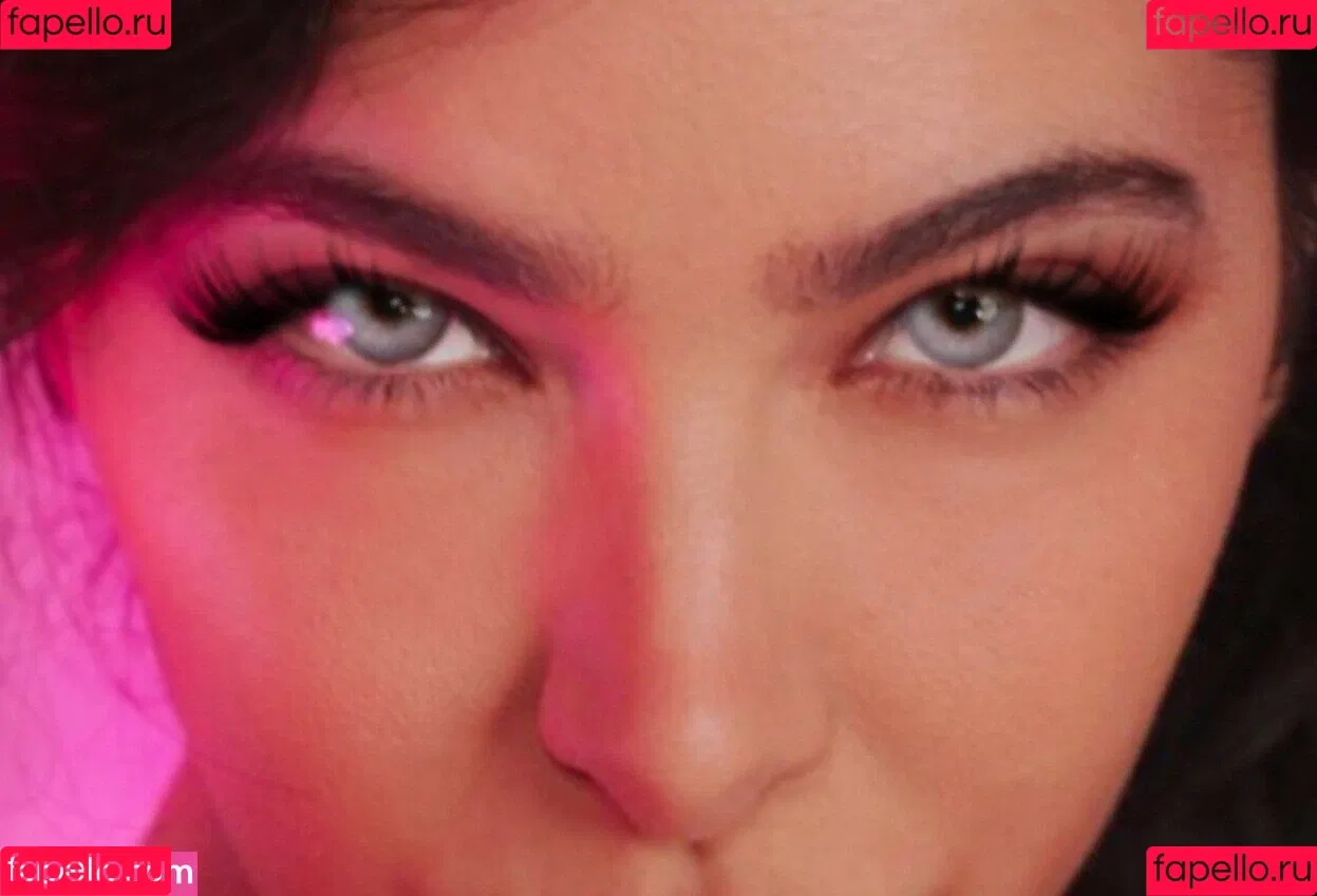 ASMR Glow / Sharon Dubois / asmr_glow / asmrglow / asmrglow_ Onlyfans Photo Gallery 
