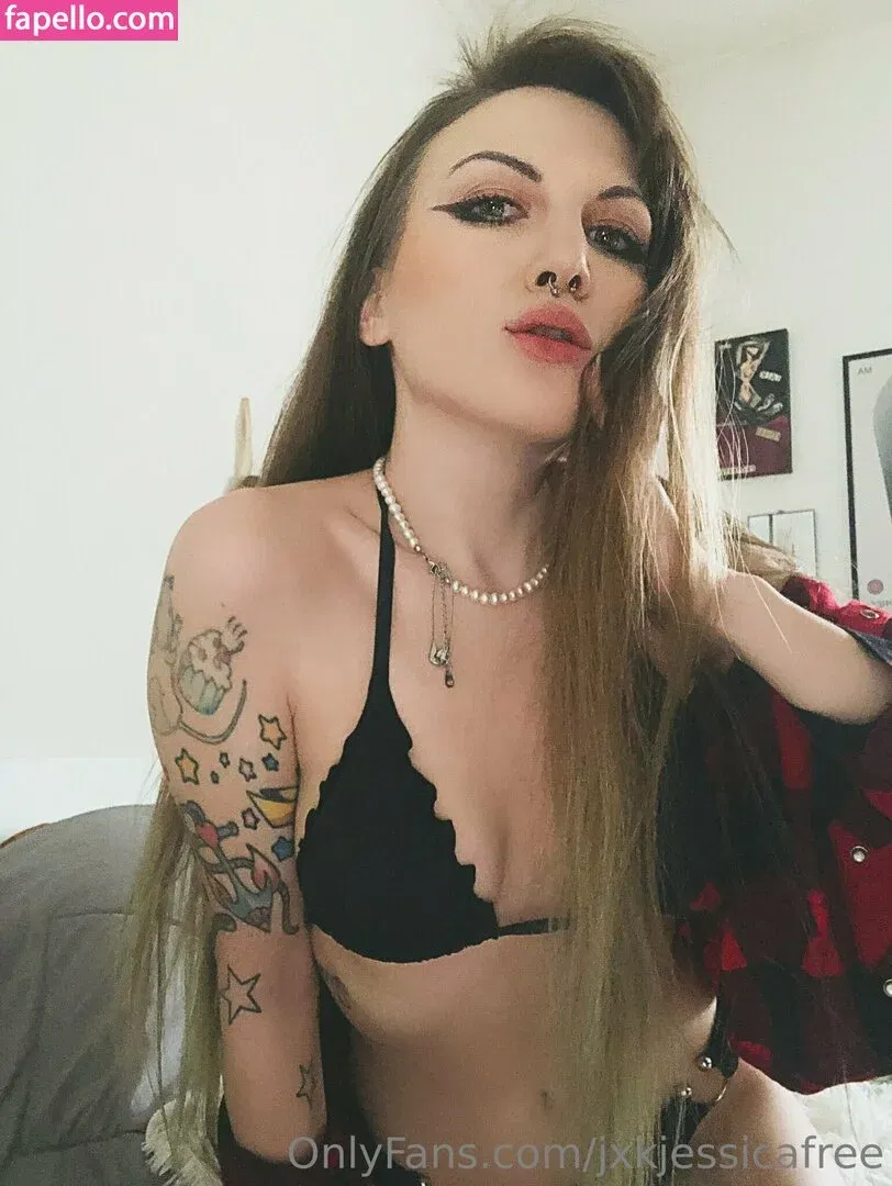 jxkjessicafree / prettylttlelady Onlyfans Photo Gallery 