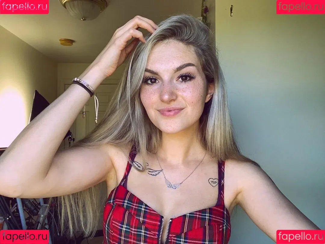 Busy B ASMR / busybasmr Onlyfans Photo Gallery 