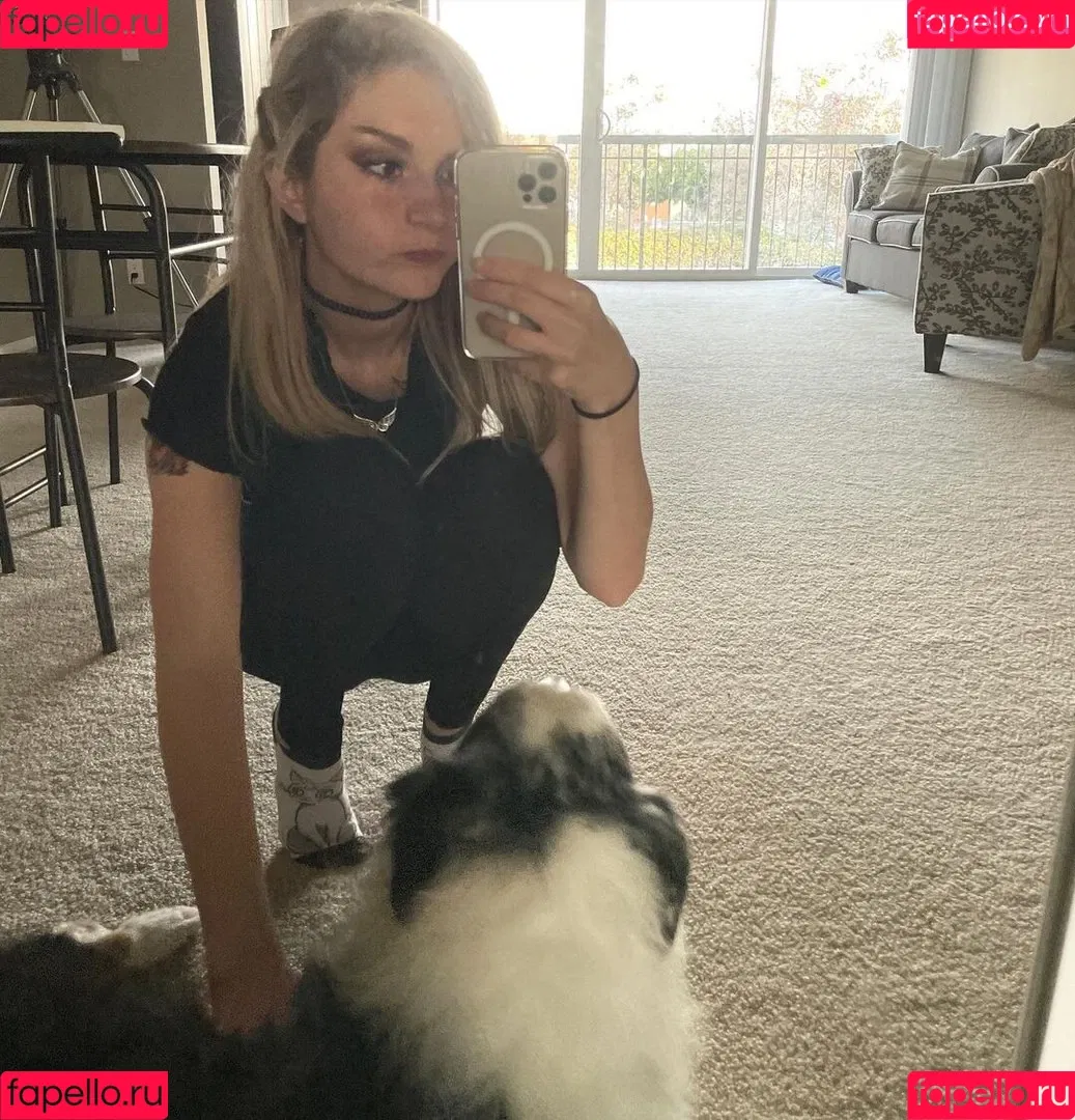 Busy B ASMR / busybasmr Onlyfans Photo Gallery 