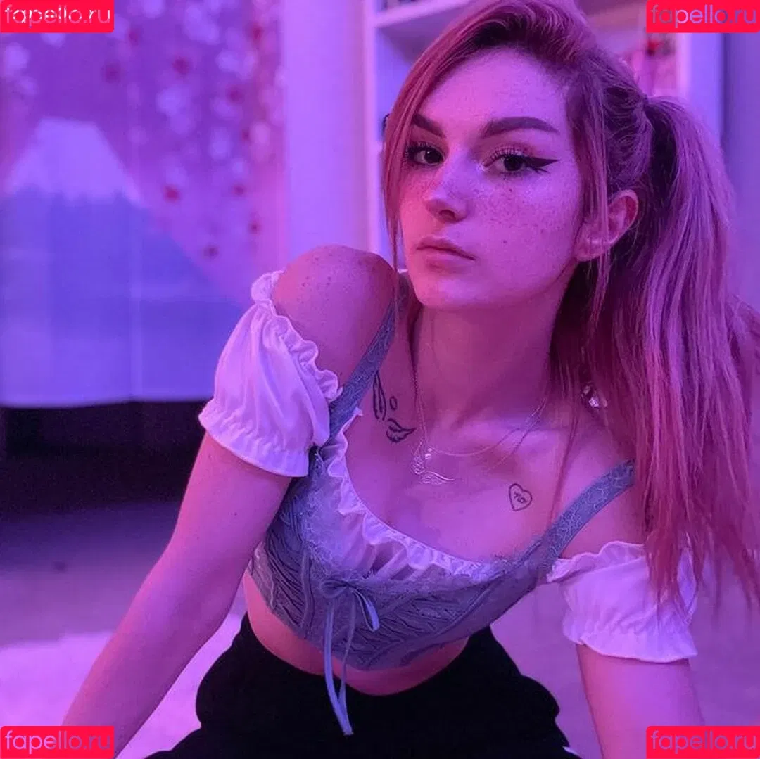 Busy B ASMR / busybasmr Onlyfans Photo Gallery 