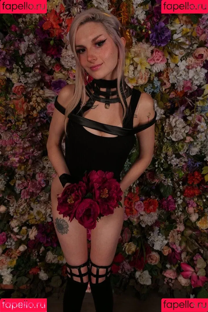 Busy B ASMR / busybasmr Onlyfans Photo Gallery 