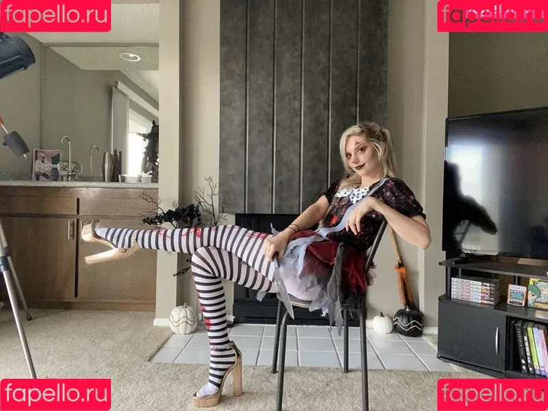 Busy B ASMR / busybasmr Onlyfans Photo Gallery 