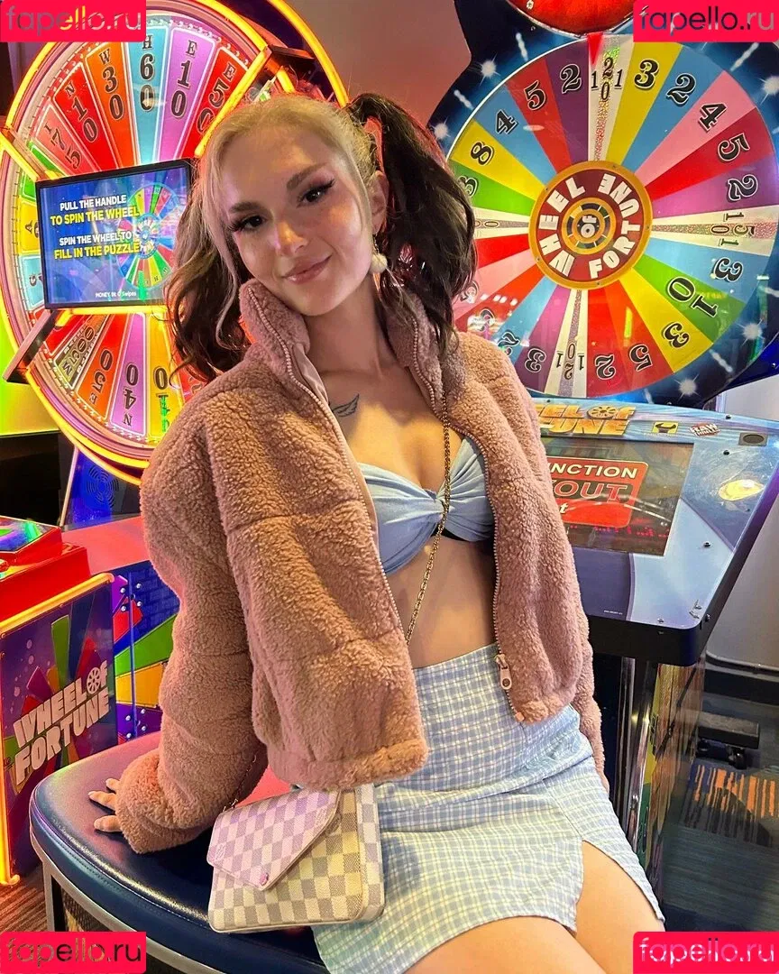 Busy B ASMR / busybasmr Onlyfans Photo Gallery 