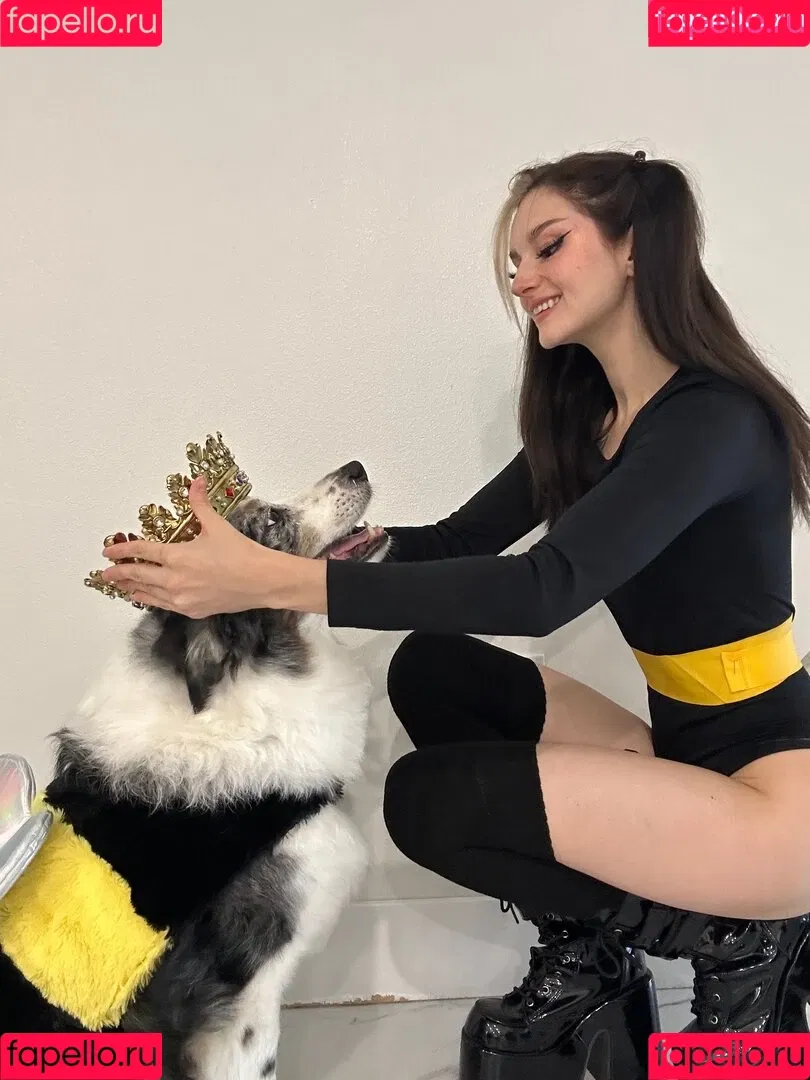 Busy B ASMR / busybasmr Onlyfans Photo Gallery 