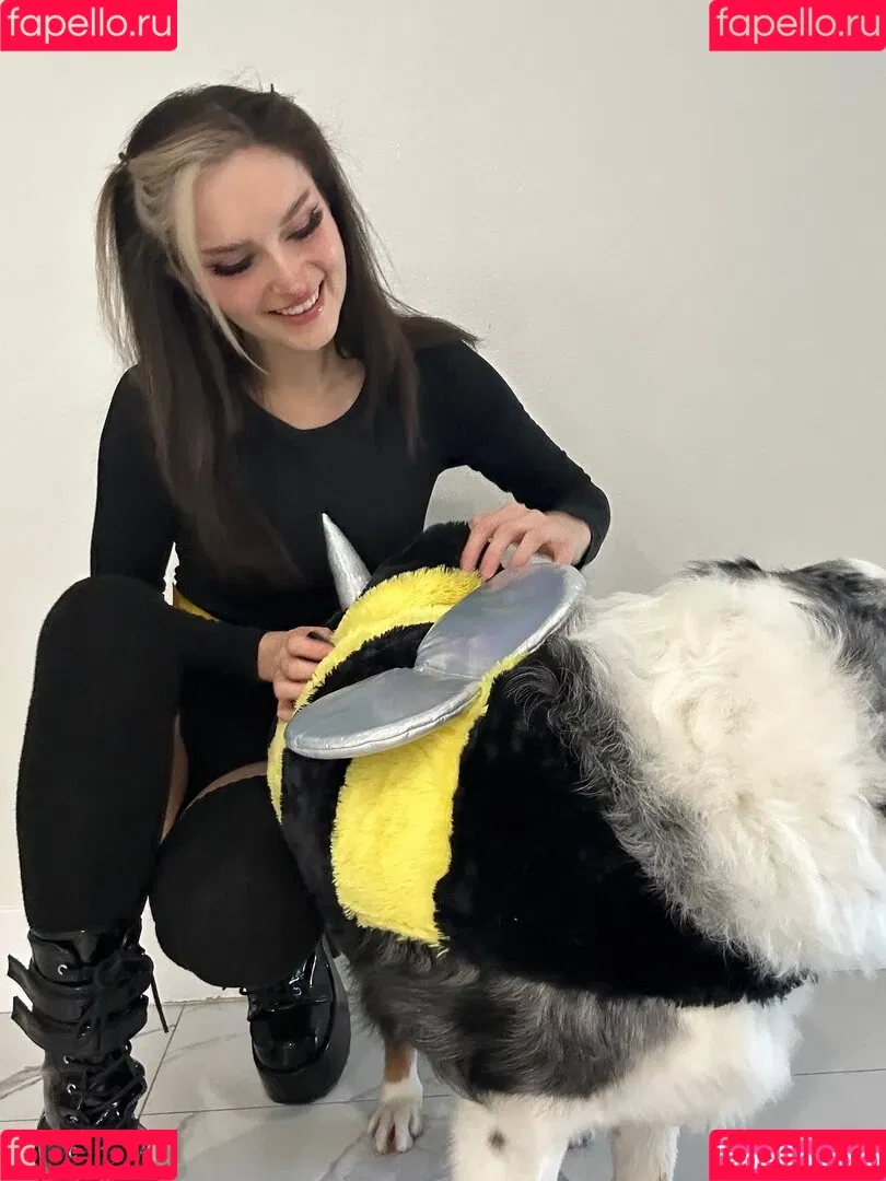 Busy B ASMR / busybasmr Onlyfans Photo Gallery 