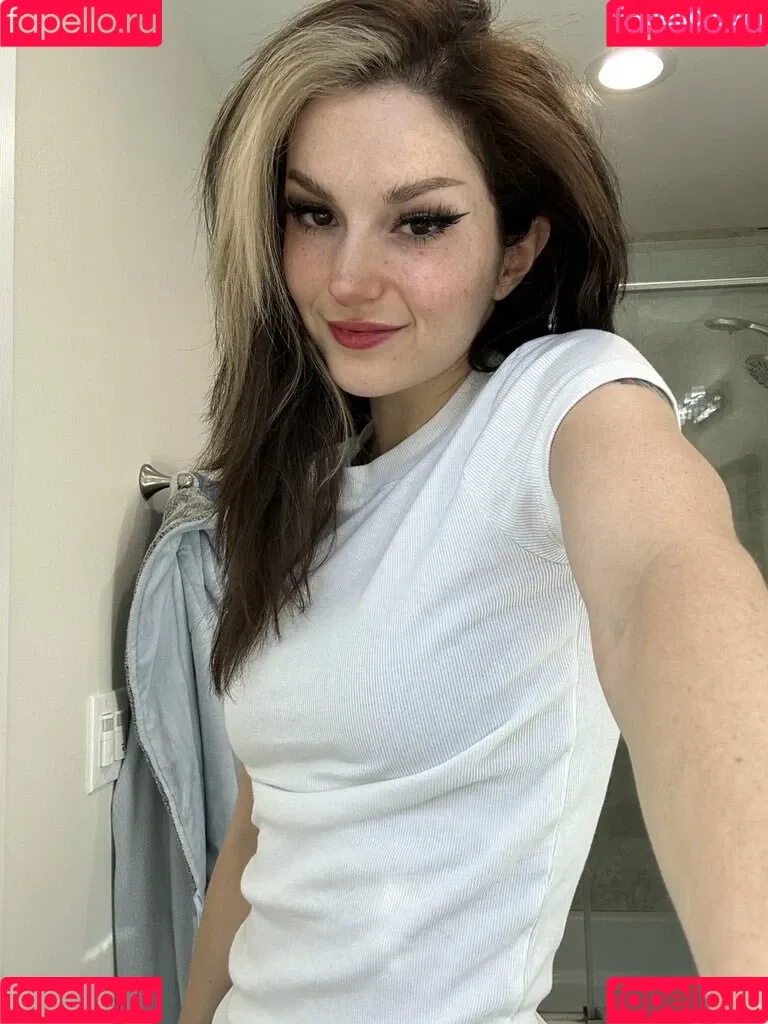 Busy B ASMR / busybasmr Onlyfans Photo Gallery 