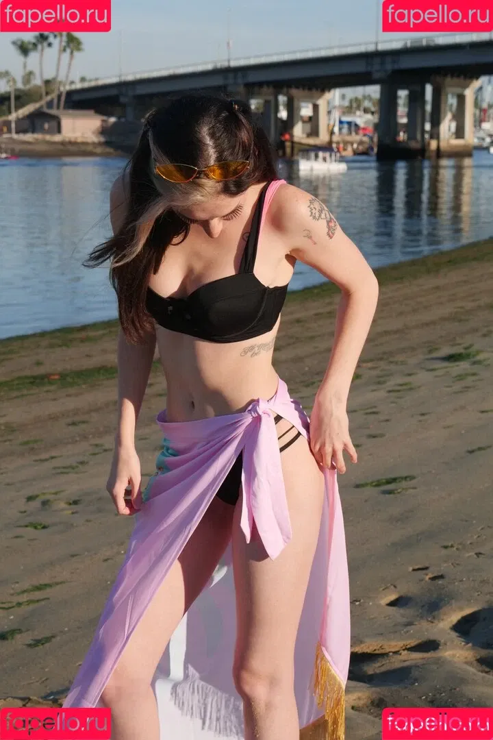Busy B ASMR / busybasmr Onlyfans Photo Gallery 