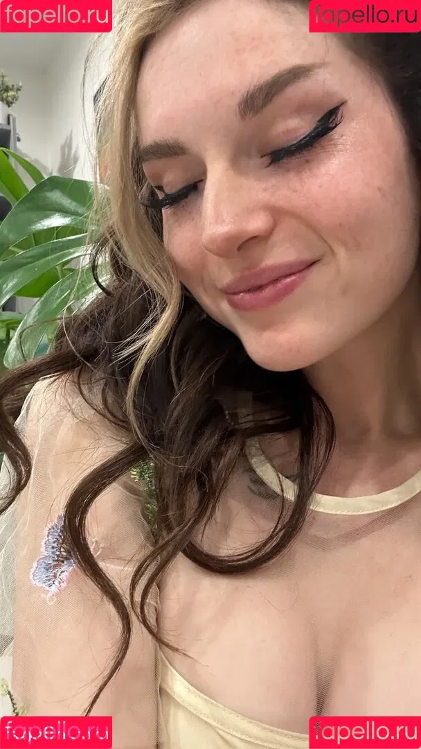 Busy B ASMR / busybasmr Onlyfans Photo Gallery 