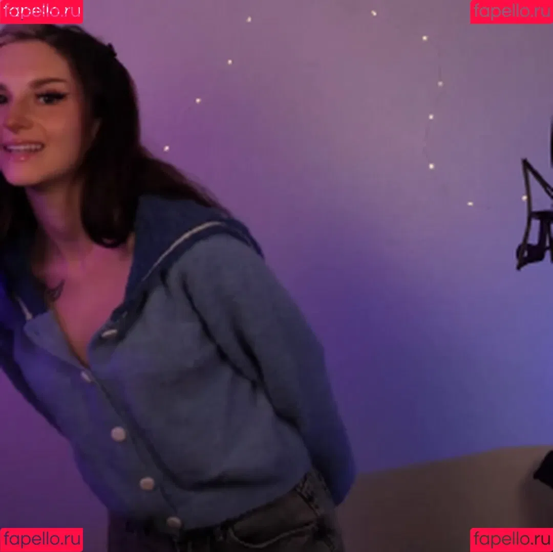 Busy B ASMR / busybasmr Onlyfans Photo Gallery 