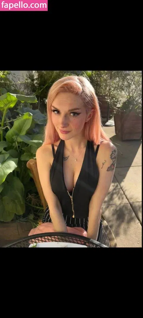 Busy B ASMR / busybasmr Onlyfans Photo Gallery 