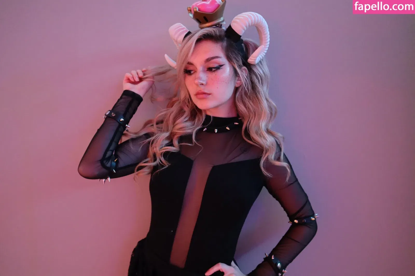 Busy B ASMR / busybasmr Onlyfans Photo Gallery 