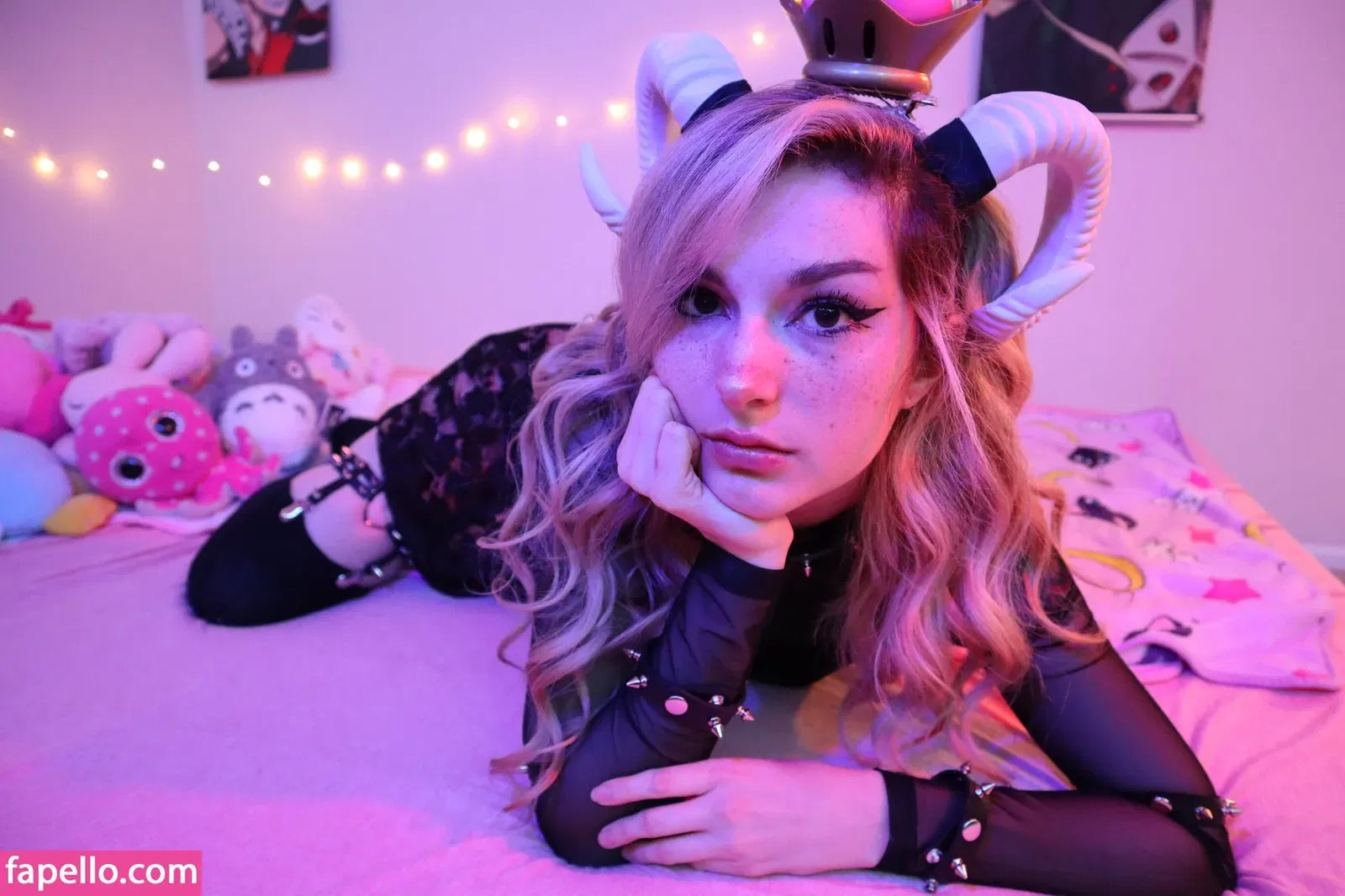 Busy B ASMR / busybasmr Onlyfans Photo Gallery 