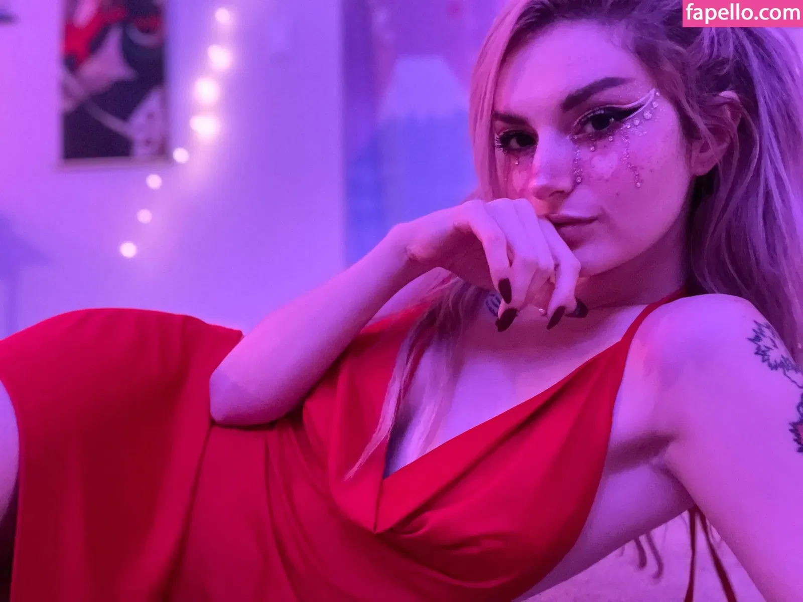 Busy B ASMR / busybasmr Onlyfans Photo Gallery 