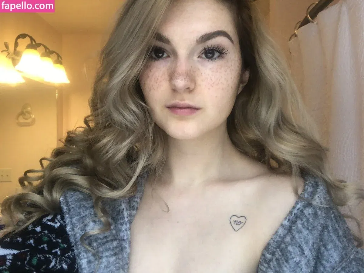 Busy B ASMR / busybasmr Onlyfans Photo Gallery 