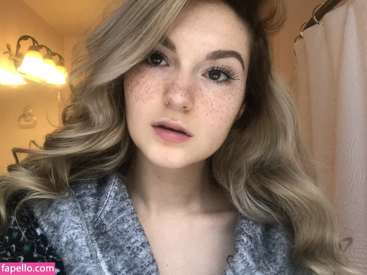 Busy B ASMR / busybasmr Onlyfans Photo Gallery 