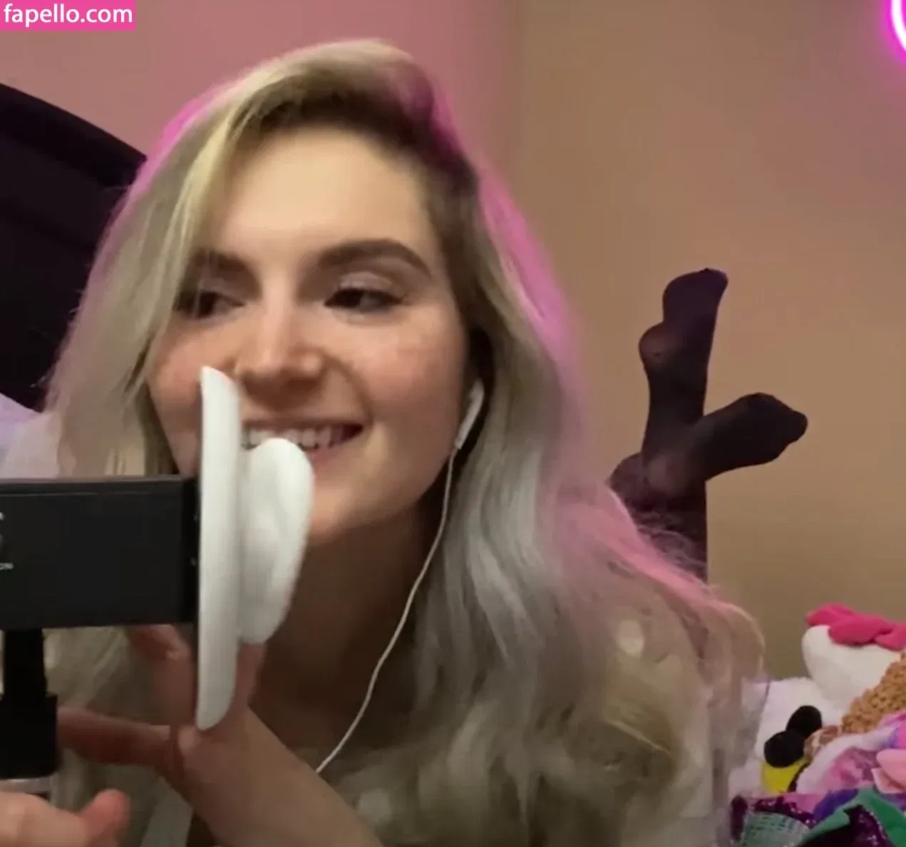 Busy B ASMR / busybasmr Onlyfans Photo Gallery 