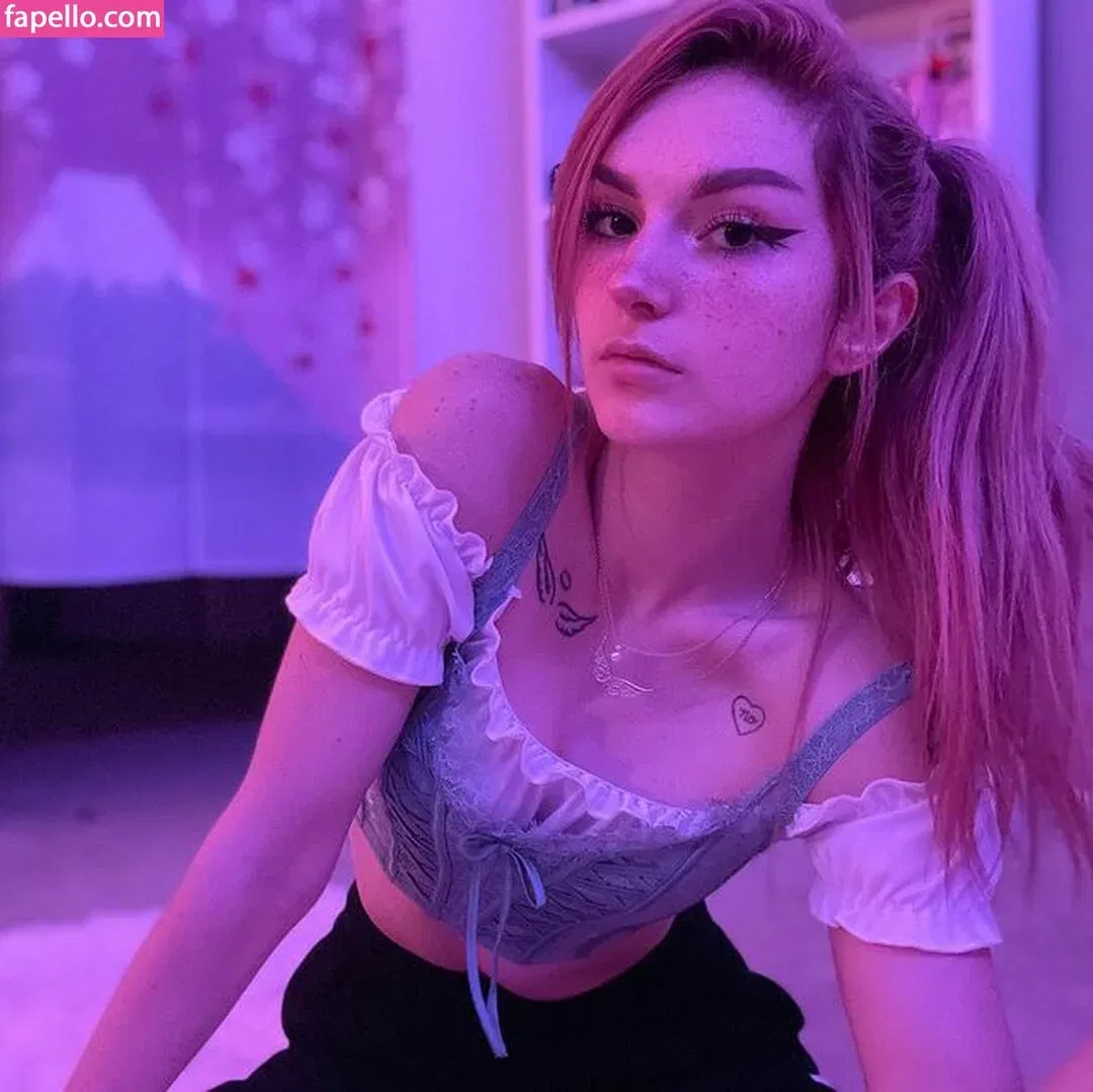 Busy B ASMR / busybasmr Onlyfans Photo Gallery 