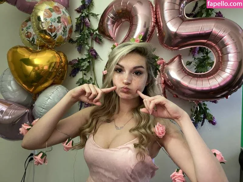 Busy B ASMR / busybasmr Onlyfans Photo Gallery 