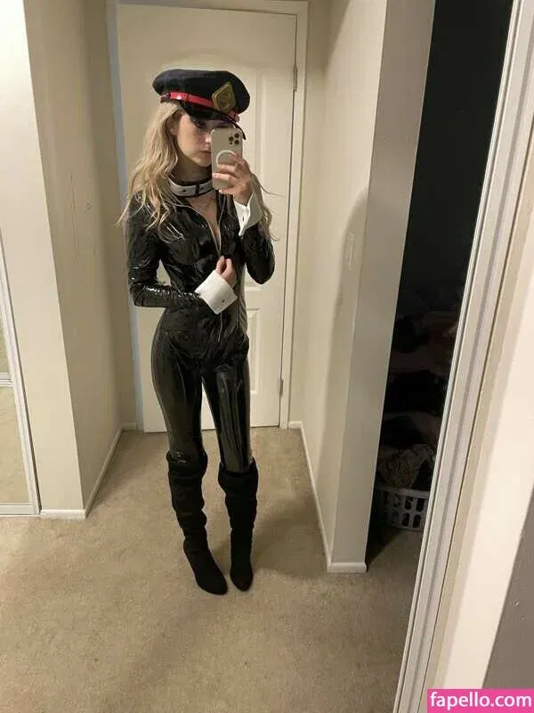 Busy B ASMR / busybasmr Onlyfans Photo Gallery 