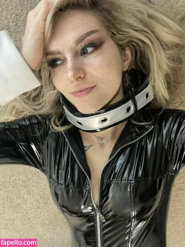 Busy B ASMR / busybasmr Onlyfans Photo Gallery 