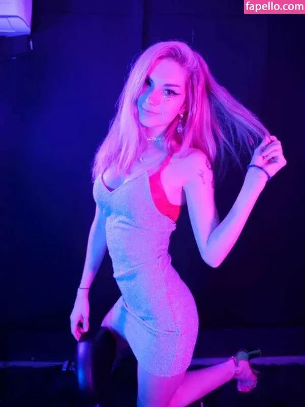 Busy B ASMR / busybasmr Onlyfans Photo Gallery 