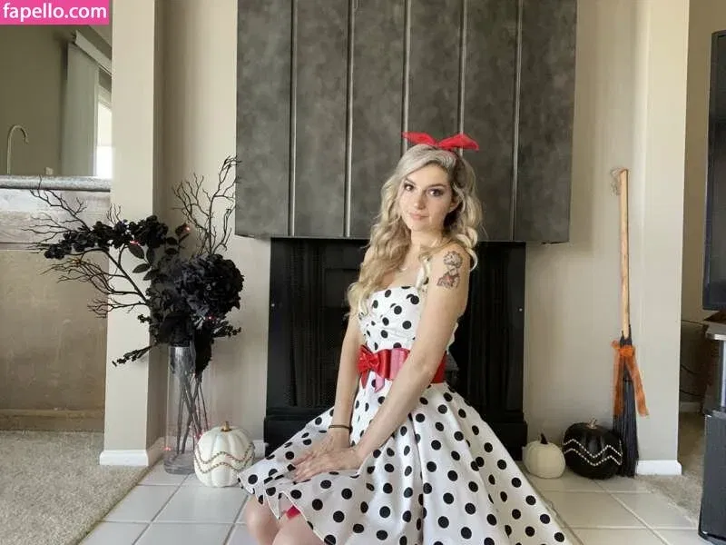 Busy B ASMR / busybasmr Onlyfans Photo Gallery 