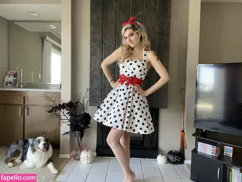 Busy B ASMR / busybasmr Onlyfans Photo Gallery 