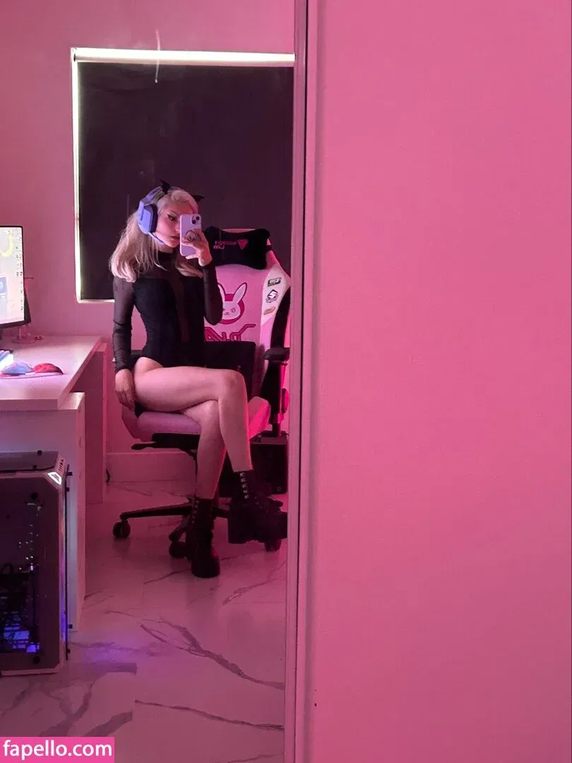 Busy B ASMR / busybasmr Onlyfans Photo Gallery 