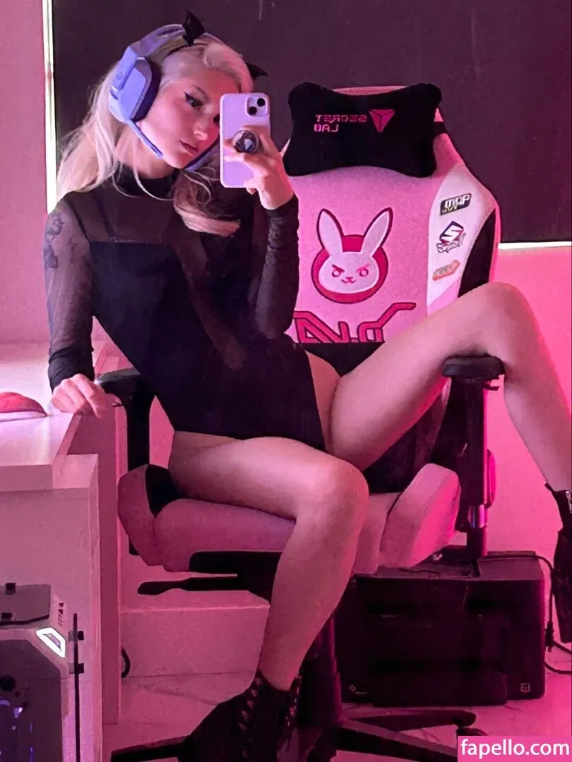 Busy B ASMR / busybasmr Onlyfans Photo Gallery 