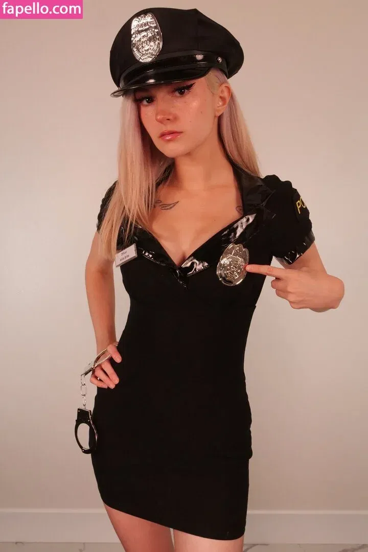 Busy B ASMR / busybasmr Onlyfans Photo Gallery 