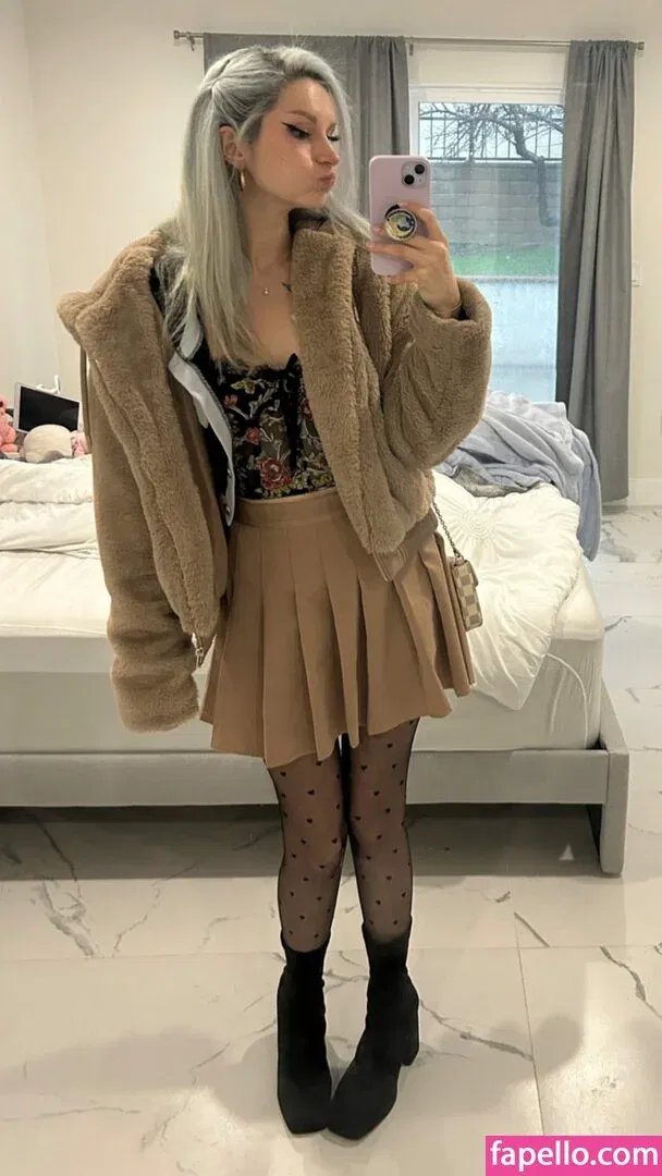 Busy B ASMR / busybasmr Onlyfans Photo Gallery 