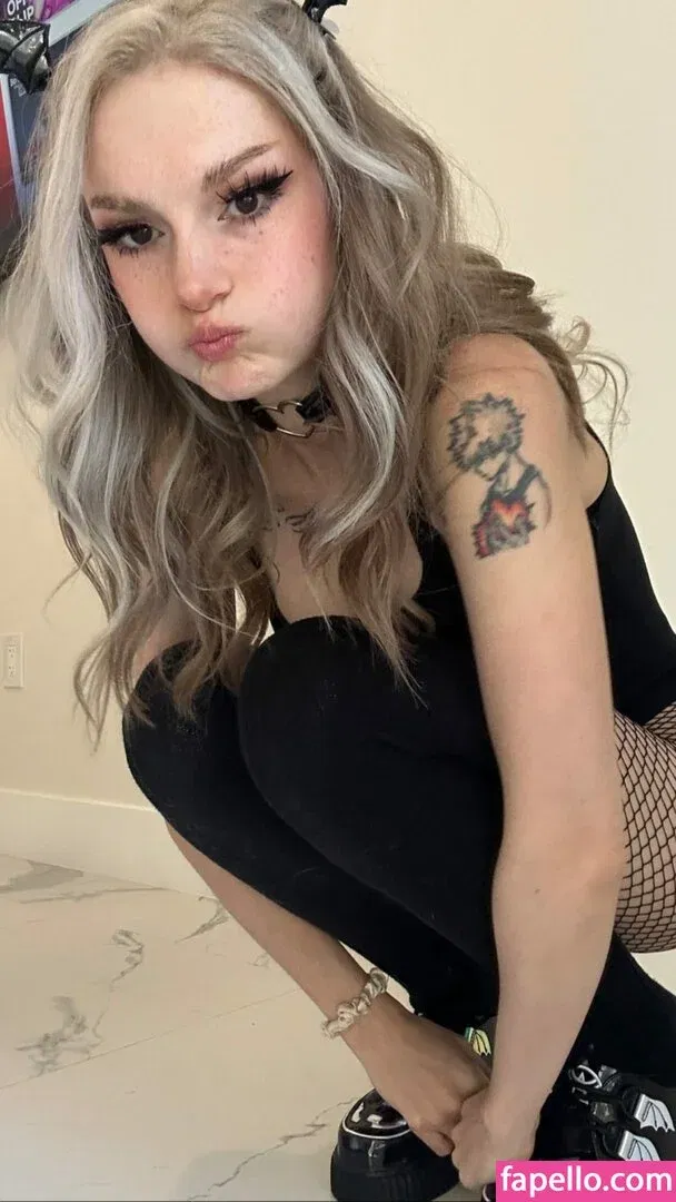 Busy B ASMR / busybasmr Onlyfans Photo Gallery 