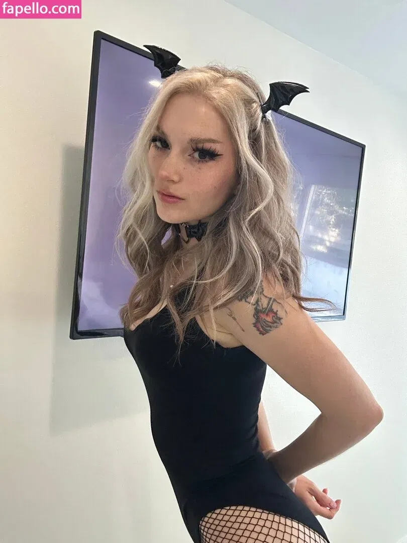 Busy B ASMR / busybasmr Onlyfans Photo Gallery 