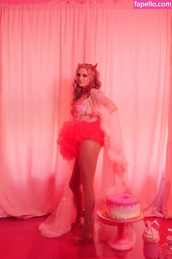 Busy B ASMR / busybasmr Onlyfans Photo Gallery 