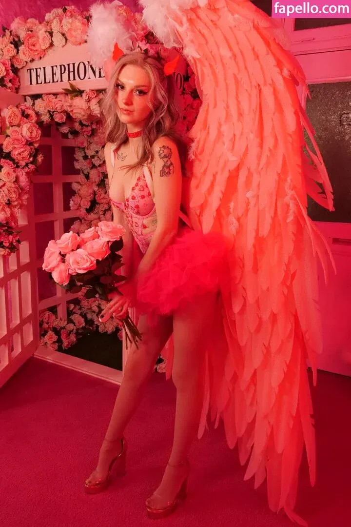 Busy B ASMR / busybasmr Onlyfans Photo Gallery 