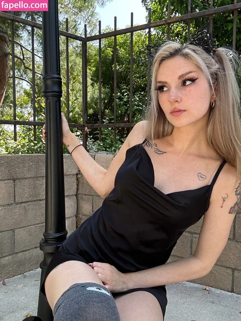 Busy B ASMR / busybasmr Onlyfans Photo Gallery 